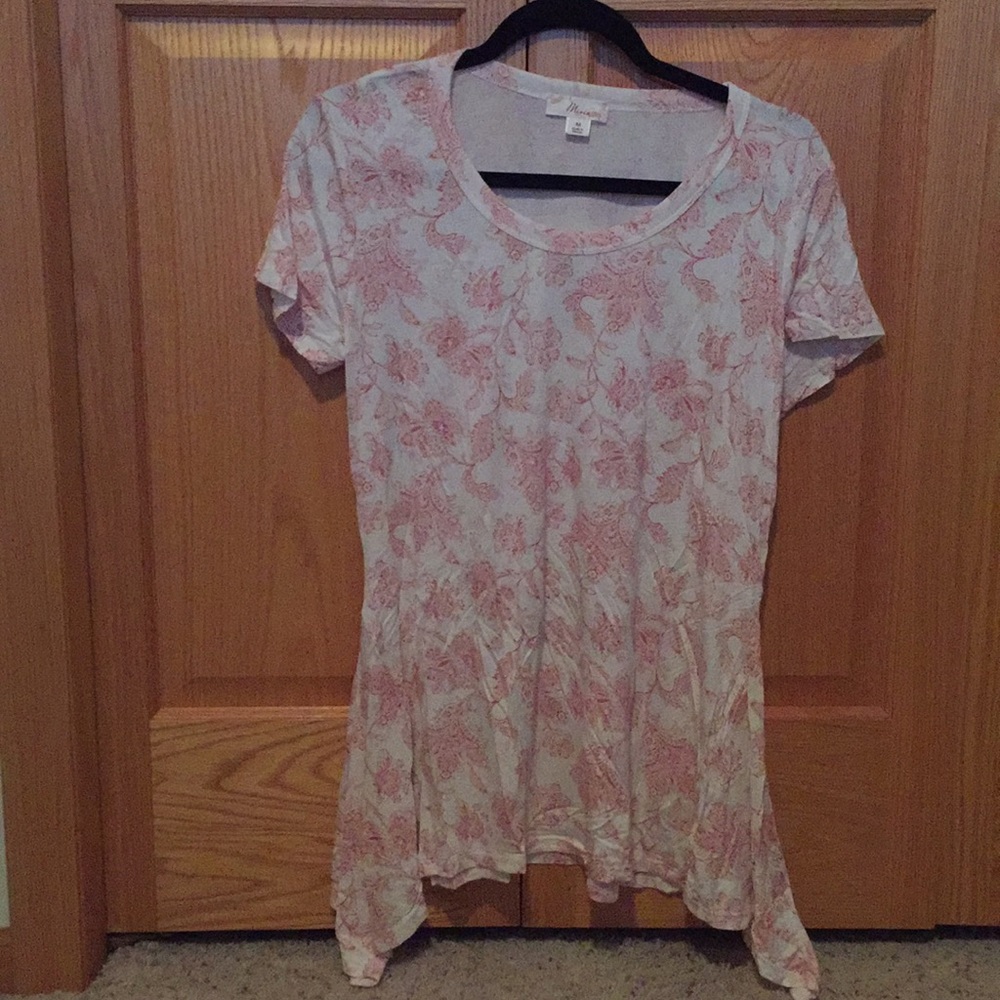 Great top for spring!